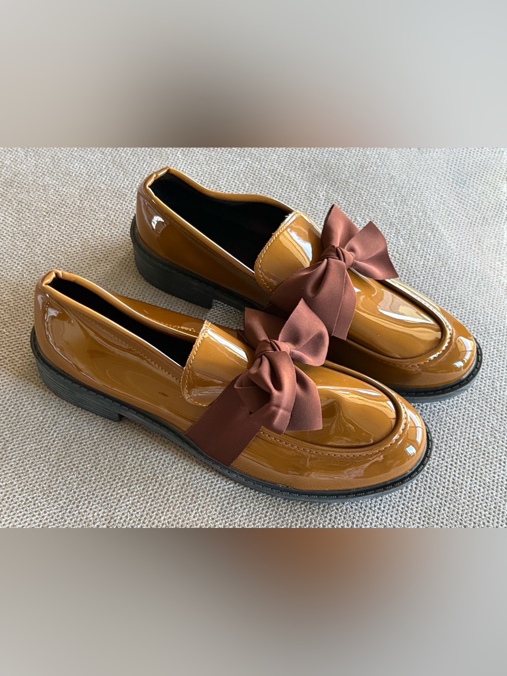 Glossy Golden Tan Patent Lug Sole Loafers - Like New